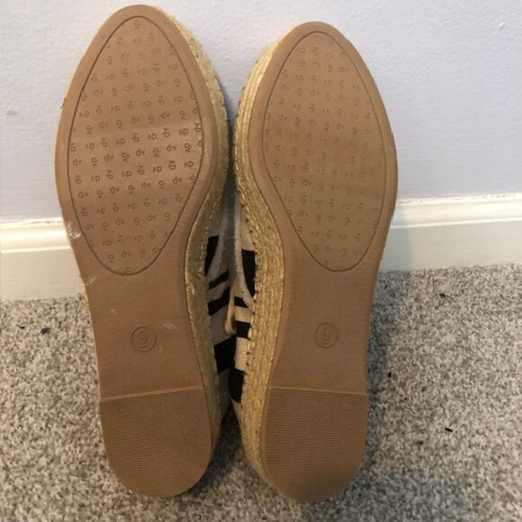 Striped Canvas Espadrille Sneakers - Size 9 - Picture 9 of 10